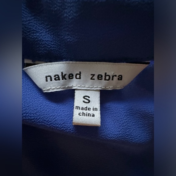 Naked Zebra Sleeveless Button up Royal Blue Blouse Size Small - Picture 6 of 7